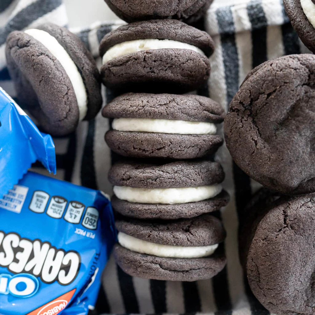 OREO Cakesters เค้กนุ่มสอดไส้ครีม - Image 2